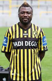 In Ghana, the name Abedi Pelé is footballing royalty. He won CL with Marseille in 92/93. His sons are not that far away from him. You might know 'em: André Ayew plays (on loan) at Fenerbahce, Jordan Ayew is on loan at Crystal Palace and Ibrahim Ayew plays for Europa in Gibraltar