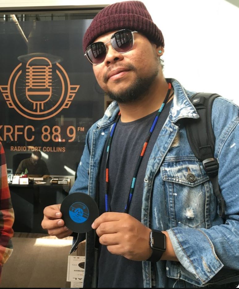 DeadlineDetroit's tweet photo. #DetroitLooksLikeThis
Music producer, storyteller and mentor @sacramentoknoxx blends his Native-American heritage with Motown, techno and hip-hop. He's creative director of @Adzkn313.
๐น @NBCLeftField video: https://t.co/ba2CMtaRVq
#TagNBCLF @ErikPaulHoward #aadizookaan #ADZKN https://t.co/wG0S3z54mY
