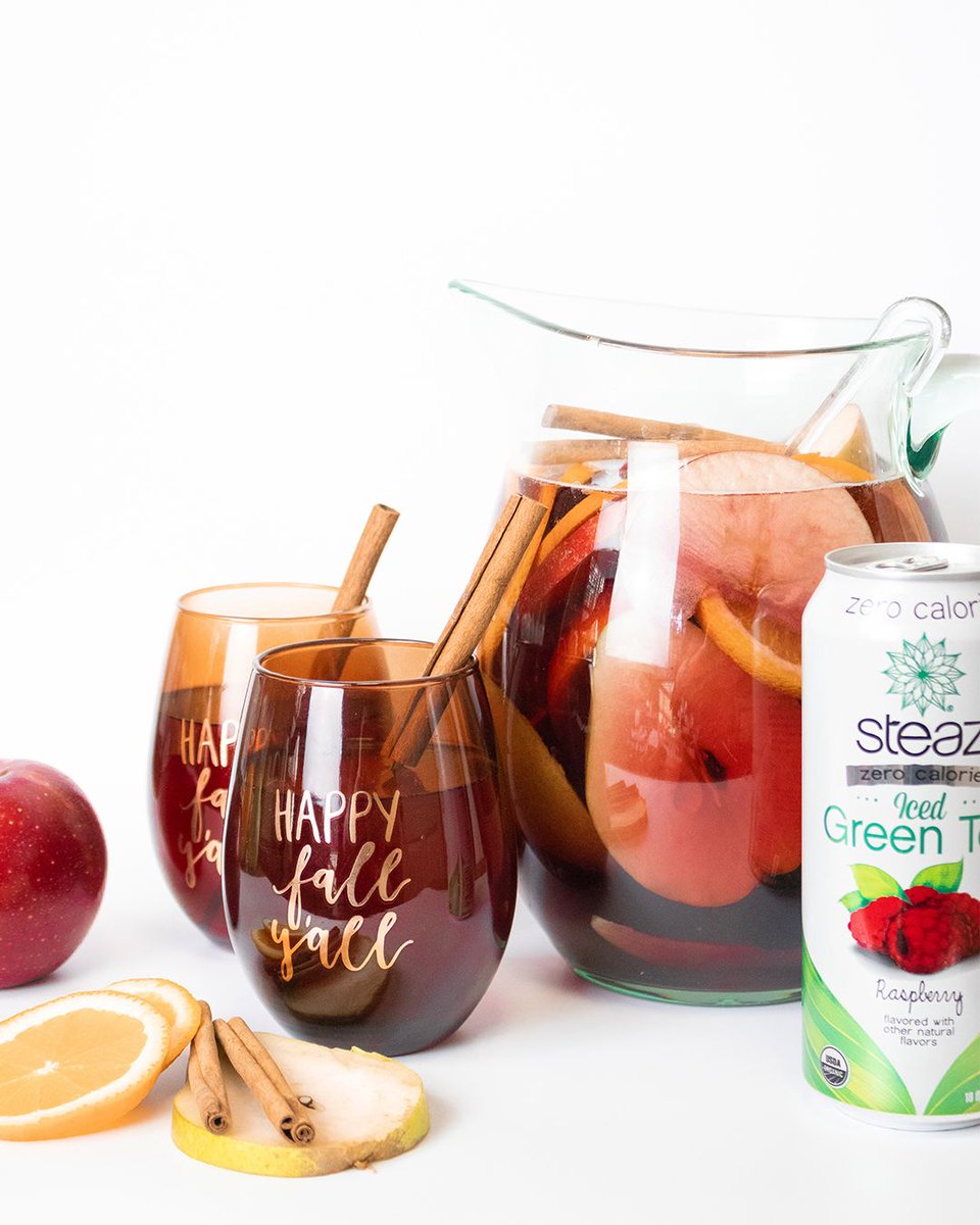 steaz's tweet photo. This Seasonal Sangria will have you feelin' festive!
Swipe to see the recipe!

#Steaz #Recipe #SteazTheDay #Drinks #Sangria #Fall https://t.co/2UgQtQl7Go
