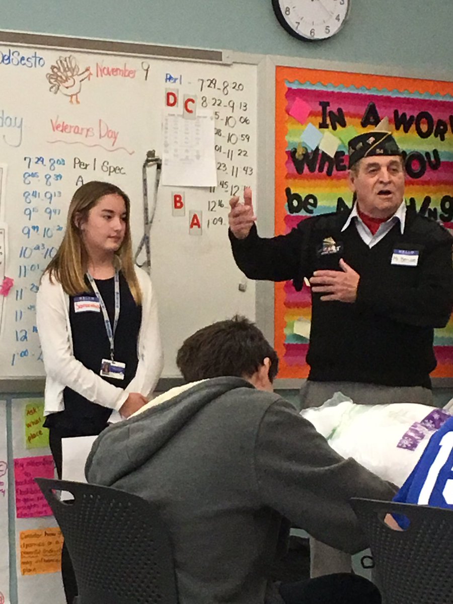 zetamurocks2018's tweet photo. Fabulous way to honor our Veterans @WJJMS https://t.co/W8rc40xPOO