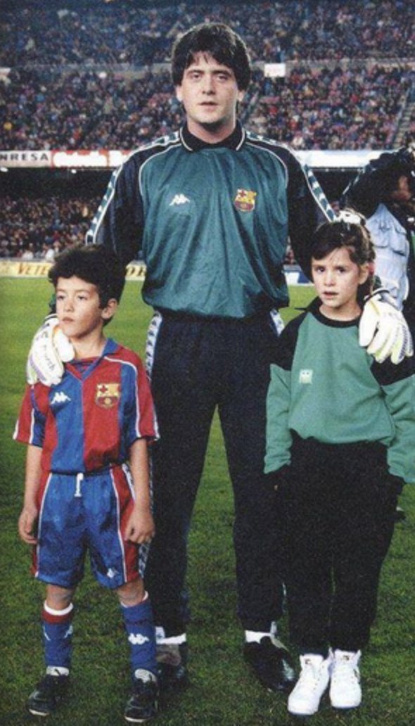 Carles Busquets was the backup to Zubizarreta during Cruyff's "Dream Team", but still managed to have a very decorated career. However, his son (on the left in this picture) is a kid by the name of Sergio Busquets. Seven LaLigas, Three Champions Leagues, World Cup and EURO winner