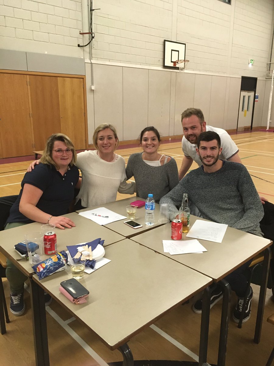 guernseysig's tweet photo. Welcome to #YouthCommission We hope to raise some money for you tonight 

#QuizNight #Soroptimist #Guernsey #SIGuernsey #Friendship #TheBarsOpen #Nepal #fundraising #YouthCommission https://t.co/ADubtDKawe