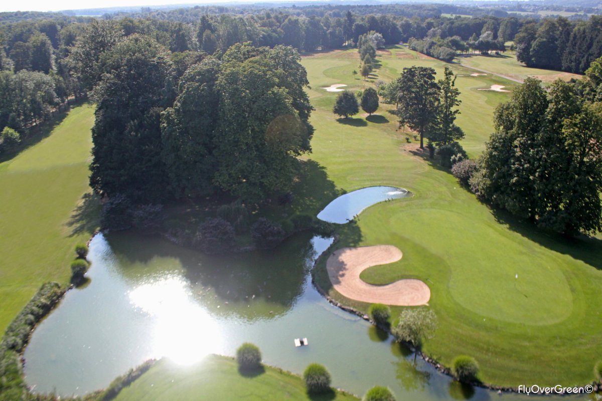 flyovergreen's tweet photo. Golf Club de 7 fontaines, Belgique 

Vidéo : https://t.co/MFSyBbrLqQ

Retrouvez les offres ⛳ https://t.co/JEoJ3THYUC ⛳ pour ce golf 1 greenfee acheté = 1 greenfee offert: 
https://t.co/i7A9Ya7twb

#golf #golfstagram #instagolf #GolfBelgique #GolfPromo #bookgolf #Golf7Fontaines https://t.co/eBkVXnkizz