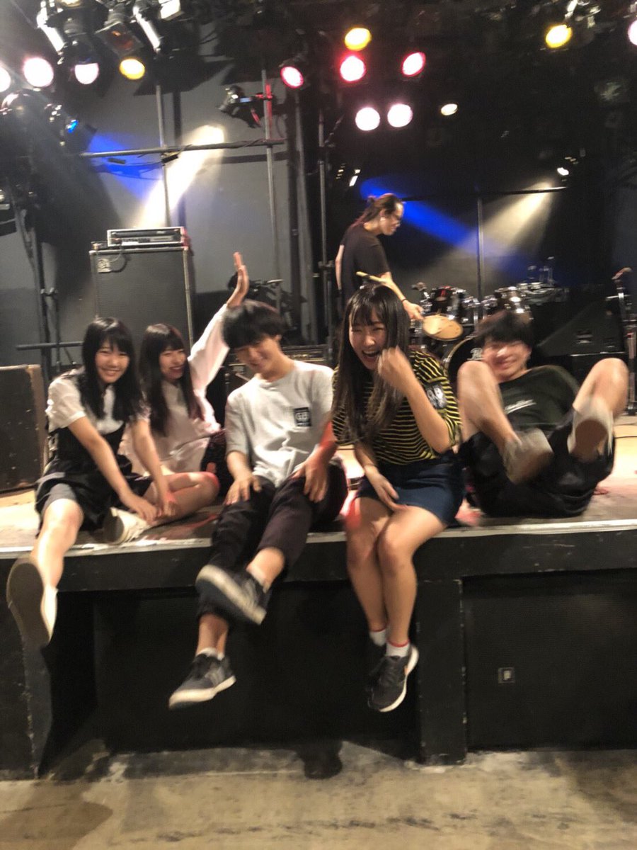 LuNati__c's tweet photo. おはようございます🌙

実は今日で1周年らしいね

おめでとうLuNati/c https://t.co/woneKS069d