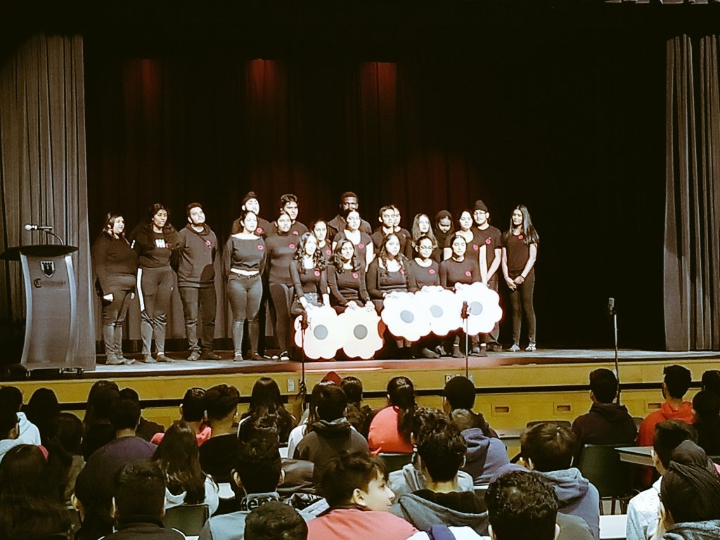 Castlebrooke remembers. A powerful and reflective presentation. Thanks to all the organizers and students who made this happen! <a href="/castlebrookess/">CastlebrookeSS</a> <a href="/PeelSchools/">Peel District School Board</a> @misterdickison <a href="/Schepisg/">Giuseppe Schepis</a> <a href="/CastlebrookeTLC/">CastlebrookeTLC</a>