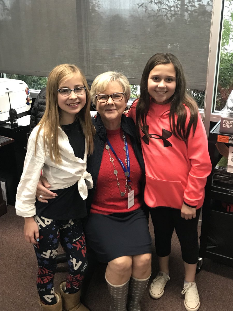 #GoodNewsCallOfTheDay to these two wonderful young ladies for being great CES role models,amazing friends,and hard workers! <a href="/OneRCPSchools/">Rockbridge County Public Schools</a>