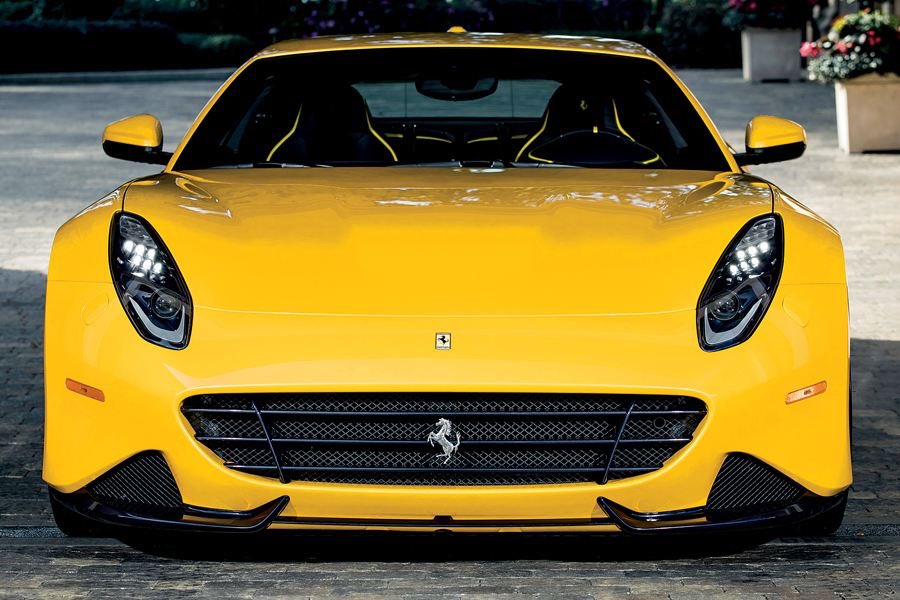 bourdyot_'s tweet photo. #FerrariFriday #SP275 RW 😉 sweet night 😉 https://t.co/L7oY2gLFSH