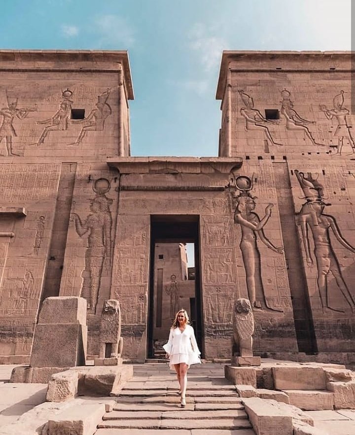 EnjoyEgyptTours's tweet photo. The philae temple dedicated to goddess ISIS,is one of the most prominent Egyptian temples in Aswan with a very interesting history. Built in the Greco-Roman era by the Ptolemaic dynasty
#travel #traveling #Egypt #pharaoh #pharaonic #templs #aswan #luxor #History #egyptology https://t.co/pui3jrI2t6