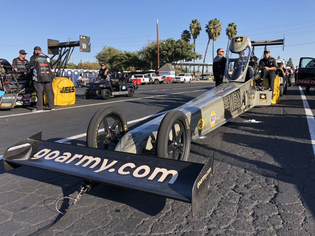 ARMYRACING's tweet photo. We’re a couple of hours behind and still waiting to make our Q1 runs. Hang in there, folks! #NHRAFinals #ArmyTeam https://t.co/yAZgdFTGtH