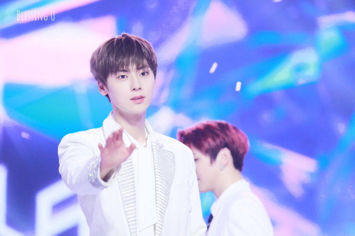 blessingu_hmh's tweet image. #황민현