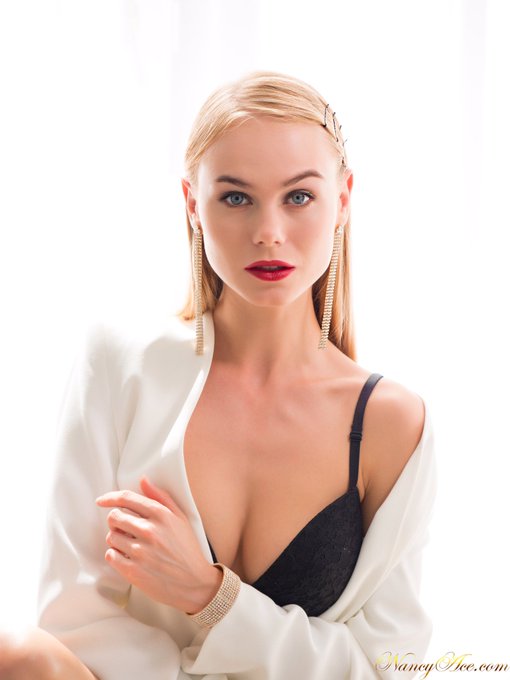 Tomorrow a new amazing photoset will be available on my site ❤️💎🔥 https://t.co/fwOhQz3Lb3 https://t.