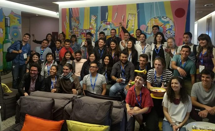 UdelPacifico's tweet image. #OrgulloUP 🙌🙌
Felicitamos a Fiorella Torres, egresada de #EconomíaUP, por ser  ganadora del Desafío &quot;𝐂𝐨𝐦𝐩𝐫𝐨𝐦𝐞𝐭𝐢𝐝𝐨𝐬 𝟐𝟎𝟏𝟖&quot; con #ONHelp, una #startup basada en #cryptomining que recauda fondos para financiar proyectos de ONG&apos;s.  ➡ goo.gl/9tYNzH