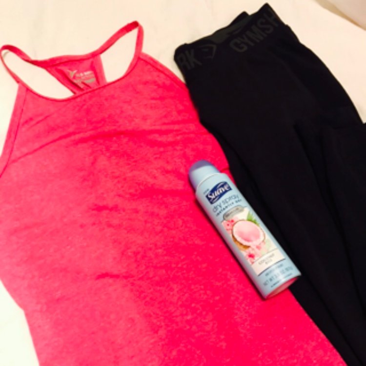 Easy to use, sweat proof and smells amazing!!!!!@SuaveBeauty <a href="/Influenster/">Influenster</a> #SuaveDrySpray #SuaveBeliever #Complimentary #Contest