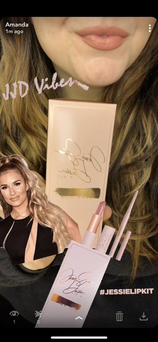 My new <a href="/JessieJDecker/">Jessie James Decker</a> Lip Kit is so creamy! Loving the snapchat gifs!
