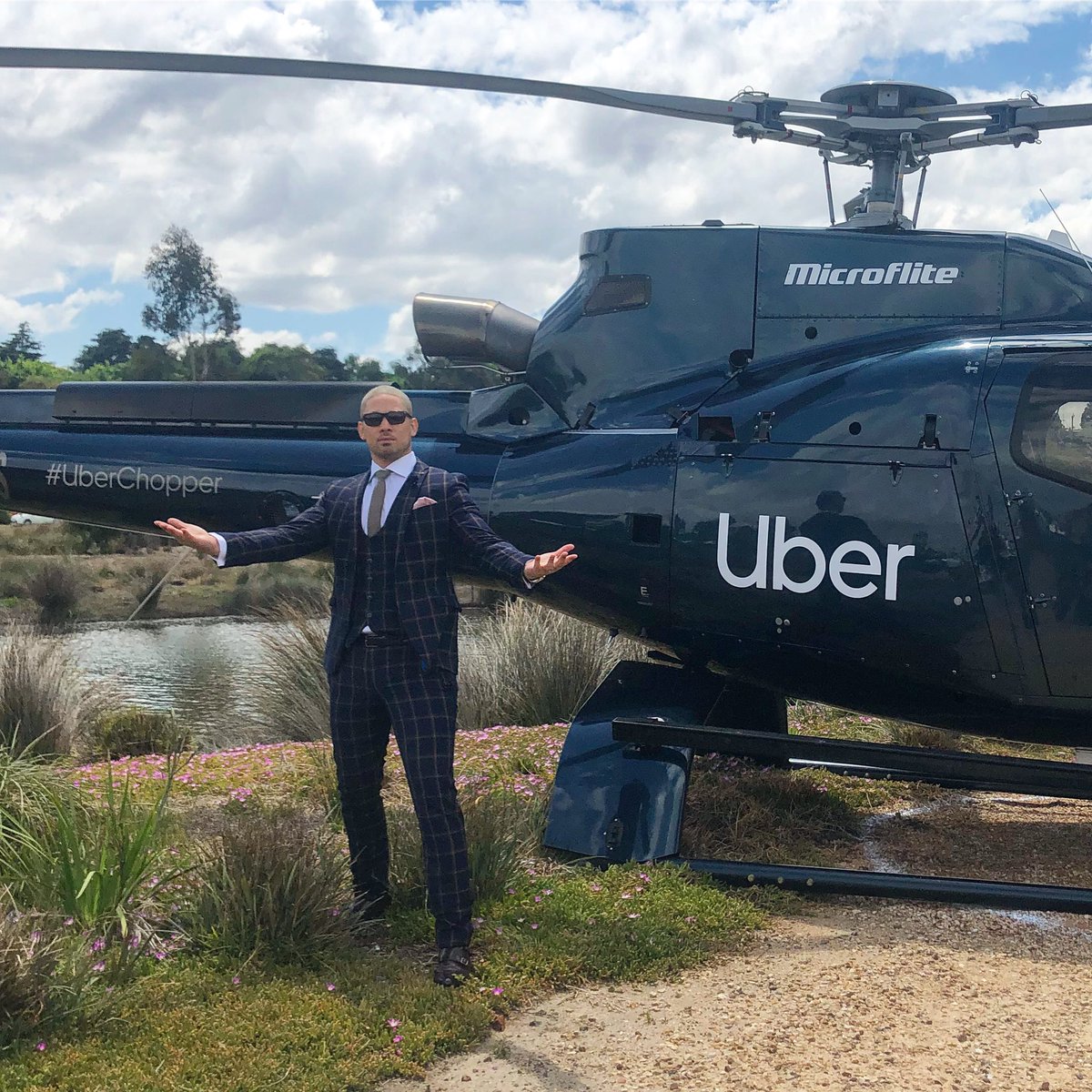 itisnathaniel's tweet photo. Thanks for the safe transportation to @FlemingtonVRC for #stakesday @Uber_Australia 4 mins to get to the track! Who wants to pitch in with me  and buy one of these bad boys!? #seeyousoon #uberchopper https://t.co/jm5ySGvRqH