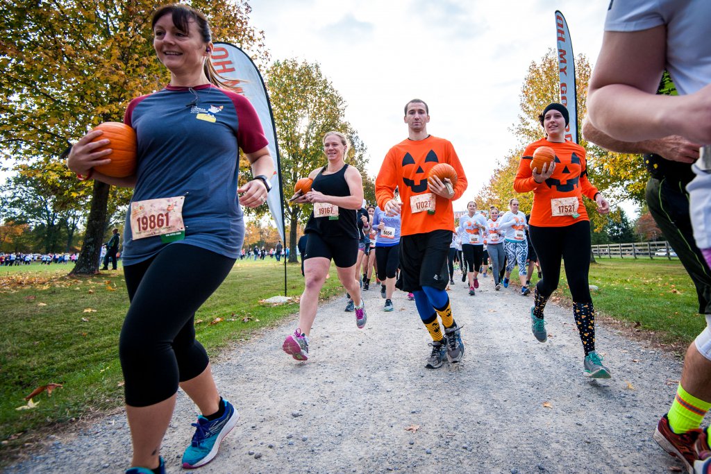 OlaPokeATX's tweet photo. Running in Austin's Great Pumpkin Run on November 11? Just tell us you're in training and we'll TAKE $2 OFF YOUR $15 ORDER TODAY! https://t.co/GV0GTNvPhn
