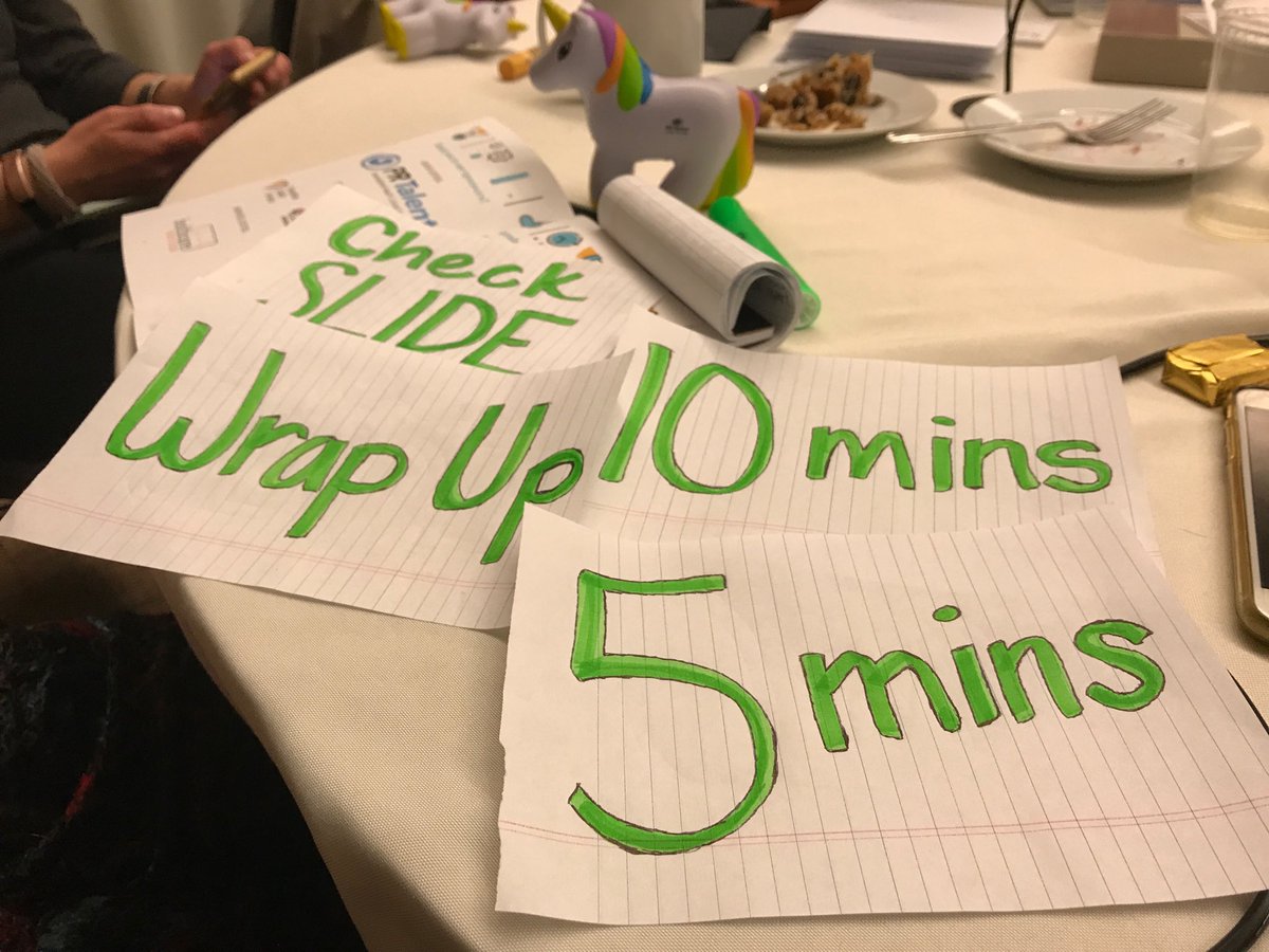 pisethp503's tweet image. Unlike ⁦@TheAcademy⁩ Awards, we don't have music to gently alert our speakers. Thankfully for scratch paper &amp;amp; highlighter, we got it covered! #HCNWFall2018 #quickthinking #wegotthis