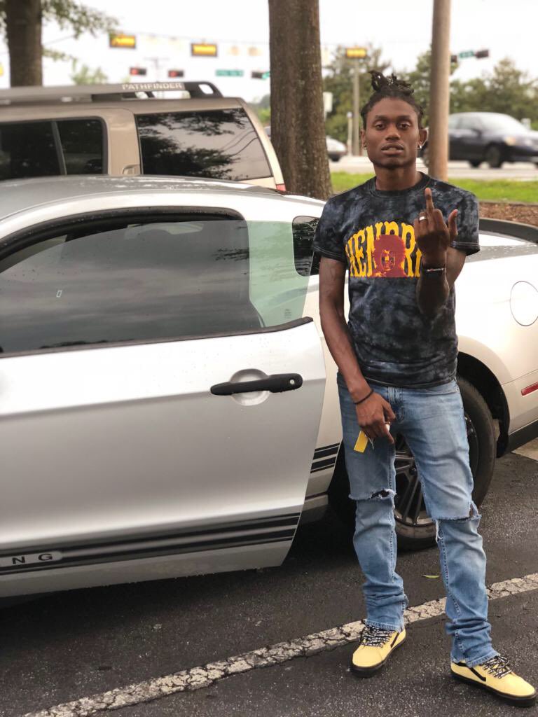 FleeTrello's tweet image. Happy Birthday to my mf Dawg @____MoneyMitch More life to you my boy!