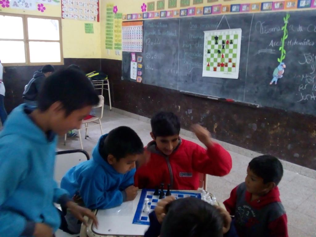AylanDavid's tweet photo. #SomosCAI20 #MareaAzulAjedrezEducativo 
@jju_lio @lescano_marite @fguillesaavedra @aniberruezo @UrtubeyJM @Alfaro11Mariel @matiaszaki16 https://t.co/dhElaH4W56