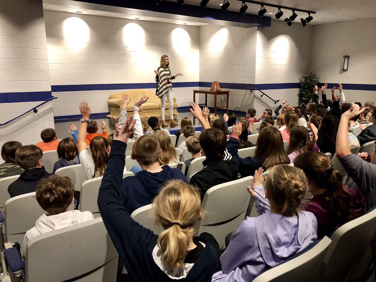 AnthonyTyroneB2's tweet photo. Elizabeth Gregg at Buckhorn Middle School speaking with 7th Grade Science classes. Four F’s in school isn’t bad (Faith, Family, Friends, &amp; Fighting Cancer) @KFosterEDU @mjahrausedu @BuckhornMiddle @MadCoSchools @Apeemac @mr_k_bms #cancersucks #shesaSURVIVOR  #AllMeanAllMCSS https://t.co/Fyzw1QsxZX