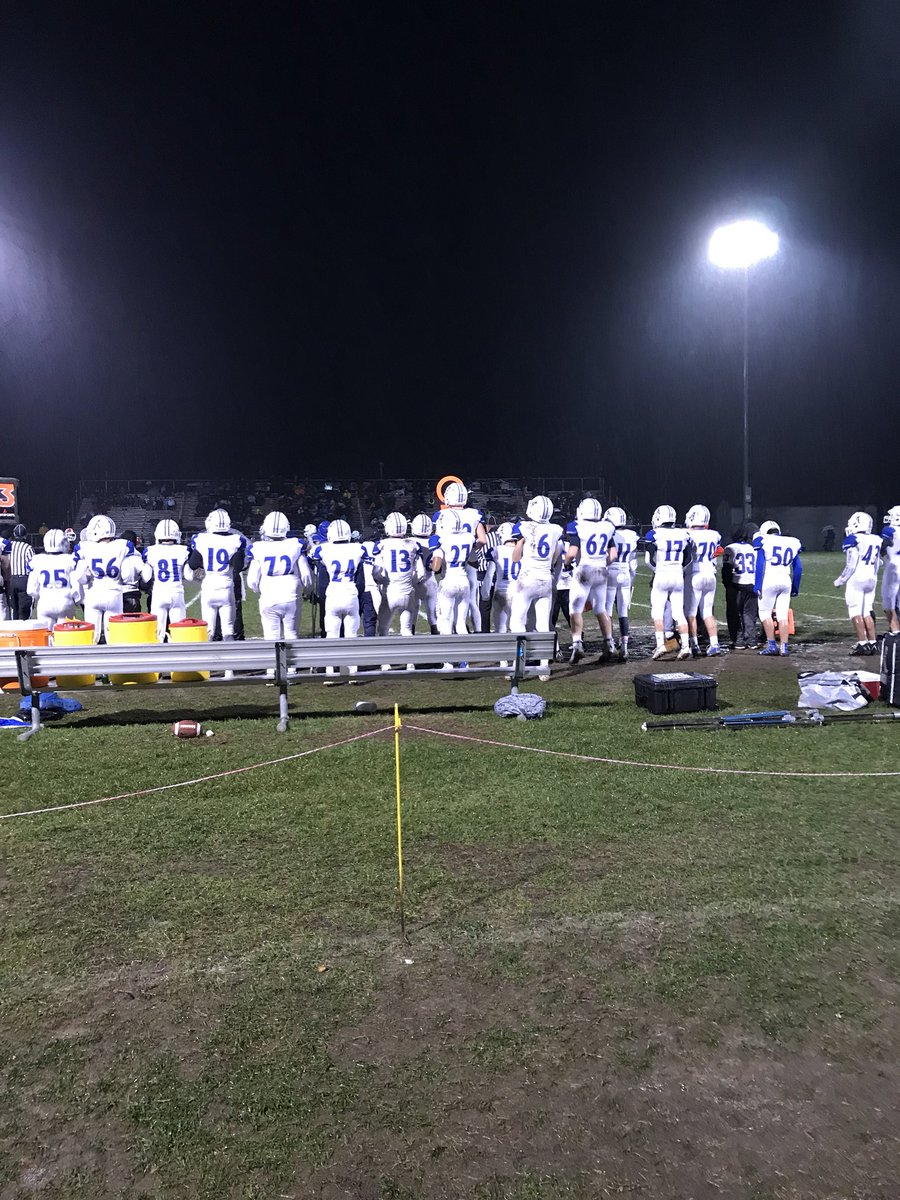 SraWolfe's tweet photo. Let’s go clockers! #bleedblue #drivingrain #9monthspregnant https://t.co/di0mpgIKAD