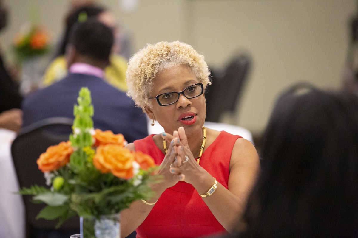FAMUSJGC82's tweet photo. Dean Ferrier was prompt and present for yesterday’s FAMU Industry Cluster meeting, which was the first official event on Pres. Larry Robinson’s inauguration schedule. #SJGCDeanOnTheScene #FAMUInauguration #TheBestIsYetToCome https://t.co/cjAH3WywSP