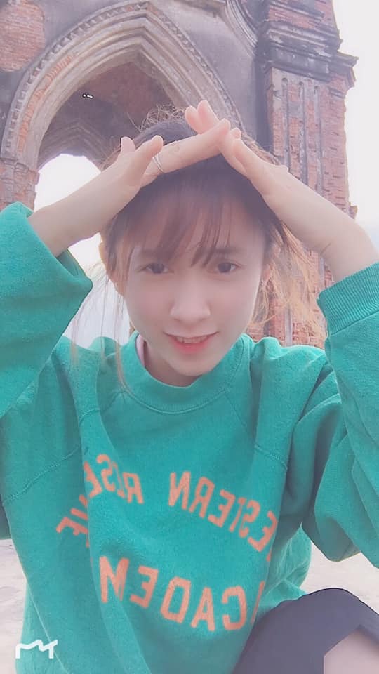 ebonymorann's tweet photo. Công việc của tôi, tìm kiếm các dự án tiền điện tử, kiểm tra và viết nhận xét về nó. Đây là công việc đòi hỏi nhiều thời gian, và tôi rất vui vì mình đã cố gắng hết sức :) https://t.co/x89cV84mDx