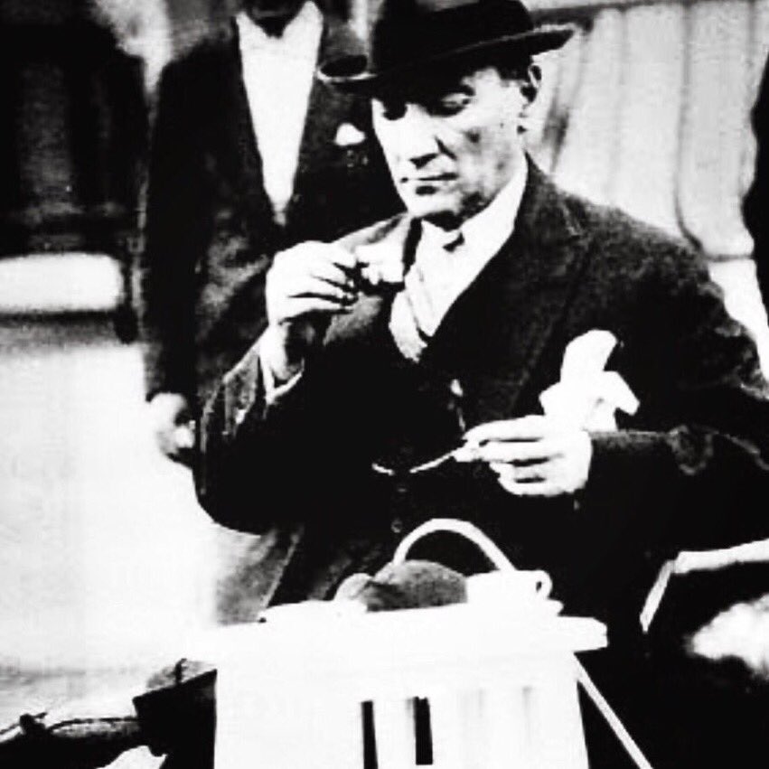 Saygı ve minnetle aniyoruz.
#atatürk #sonsuzakadar