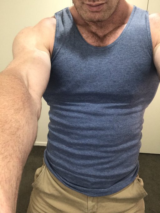 Live now on @chaturbate ! https://t.co/SN7f3wDHi0<a class="tags" href="/tag/chaturbate">@chaturbate</a><a href="/tag/showershow"class="tags"><span>#showershow</span></a>