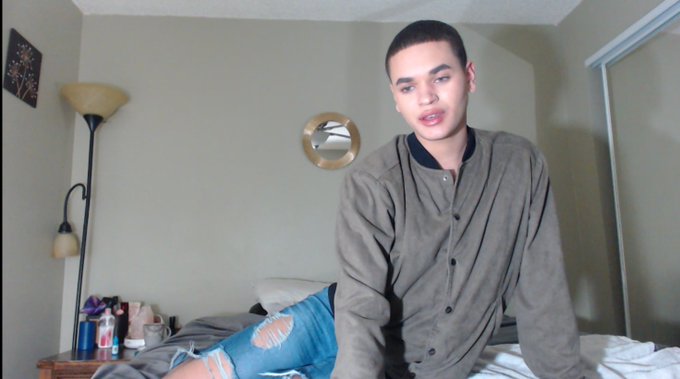 My new video is really hot! https://t.co/Ck8mhthlMS https://t.co/KMBH7S5JxM