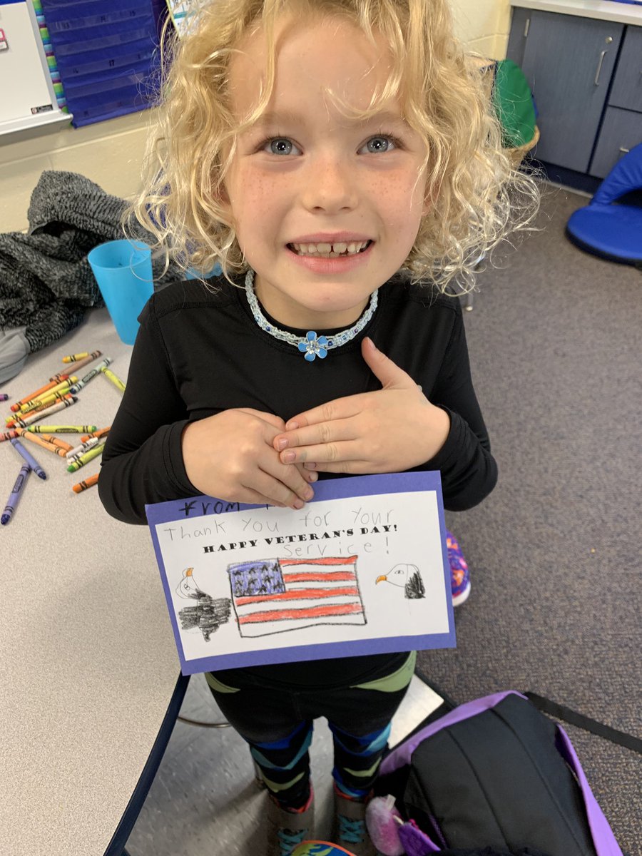 Hange_21's tweet image. Learning about Veterans Day with Nearpod. Thanks you veterans for your service! @maraschiellom #SASDPride #sasdhonor #nearpod @SASD_EMC