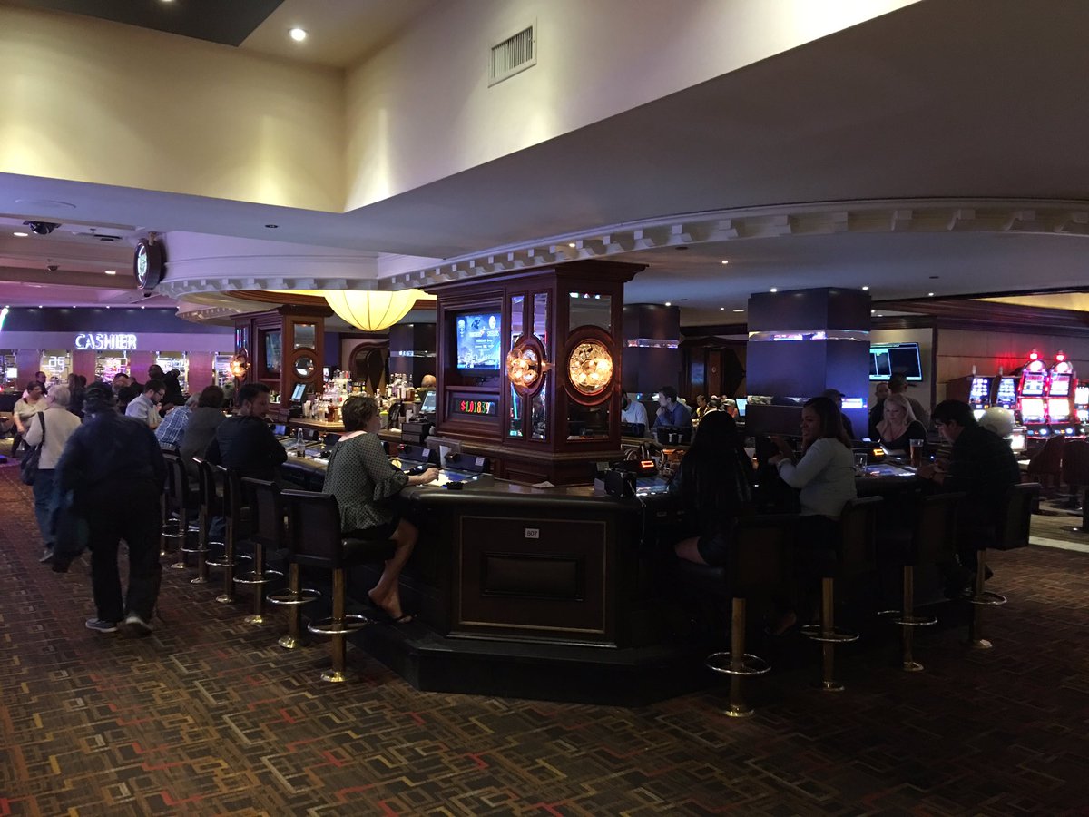 MediocreGolf's tweet photo. Reminder that Claude’s Bar by the poker room is the go to meeting spot if you want to hang with random Medios. https://t.co/i0NLMEXTW6