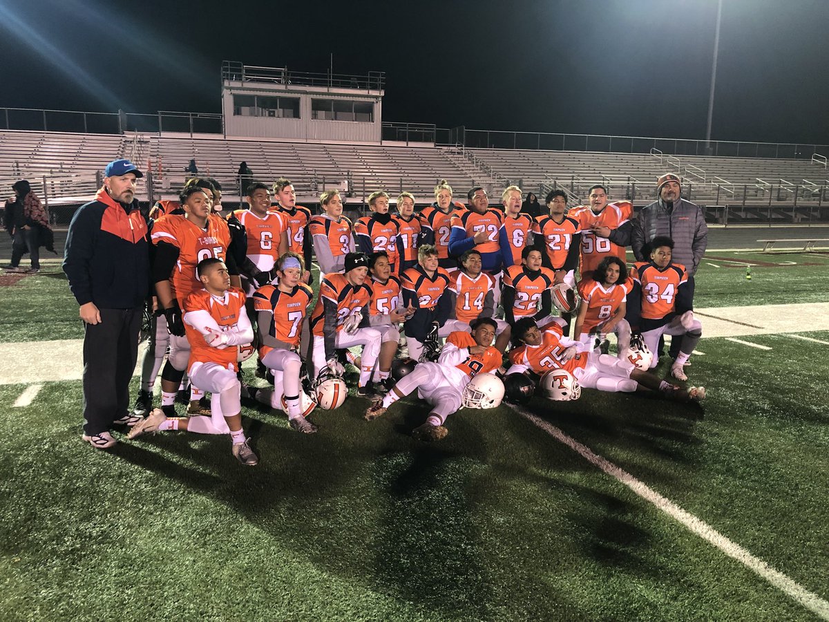 Davestringman's tweet photo. 8th Grade Timpview 28 vs Idaho 0. #Borderwarz. These boys are special. Played like champions tonight in the cold. https://t.co/acWKkBFJQm
