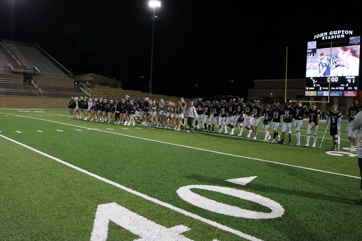 CarlieDill's tweet image. cpfb dictrict has come to a close let’s make this playoff season last #cppride