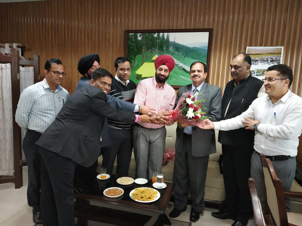 PCCF visits Forest Complex Dogra Hall
 Principal Chief Conservator Forests (PCCF) Suresh Chugh, today visited the Forest Complex Dogra Hall where he inspected offices of the Chief Conservator of Forest,East,West and Central Circle,Photo Interpretation division and MFP divisions