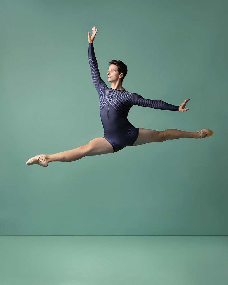 BalletBestPhoto tweet picture