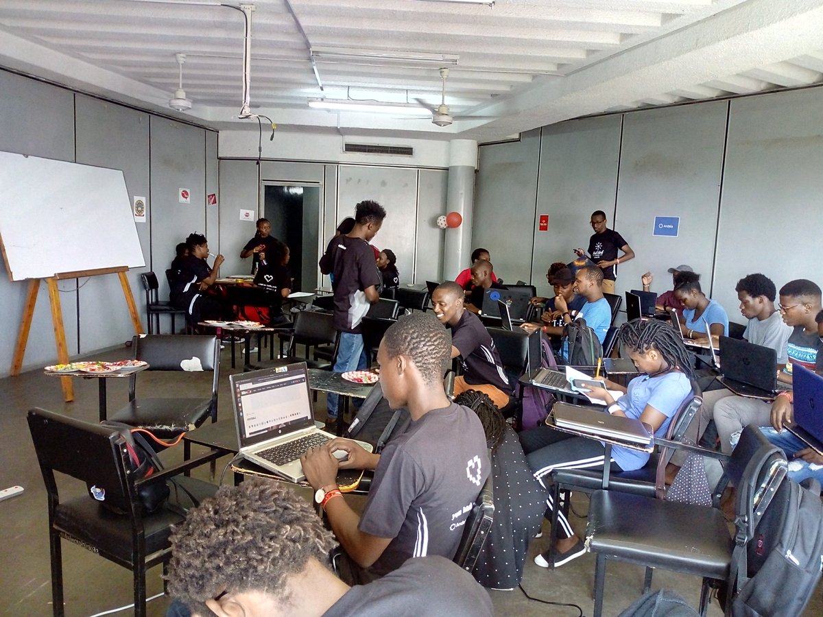 danielotienoke's tweet image. Day 2
#CodingGems
#RailsGirlsMsa
@railsgirls_msa @railsgirls @Andela_Kenya @SwahiliBox @tezzafrica @jkuatMsa