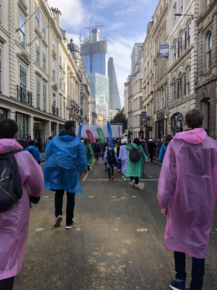 OnSideYZ's tweet photo. Anddddd weβre off!!!! @blenheimchalcot @CodeKingdoms @ArchApprentices. ππ½ππ½ππ½ππ½
@lordmayors_show #TheLordMayorsShow
#archapprentices #codekingdoms https://t.co/vHF9lnmDU6