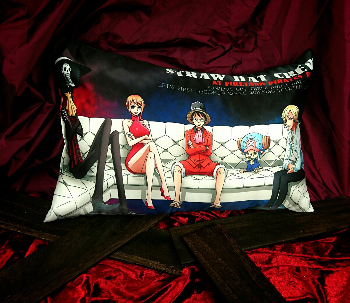 One Piece 麦わらストア名古屋店 على تويتر おすすめ商品 麦わらストア限定 ファイアタンク海賊団アジトにて 座布団 3 500円 税 好評発売中 麦わらストア Onepiece One Piece 麦わらストア名古屋店 على تويتر おすすめ商品 麦わらストア限定 ファイアタンク海賊団アジトにて 座布団 3 500円 税 好評発売中 麦わらストア Onepiece