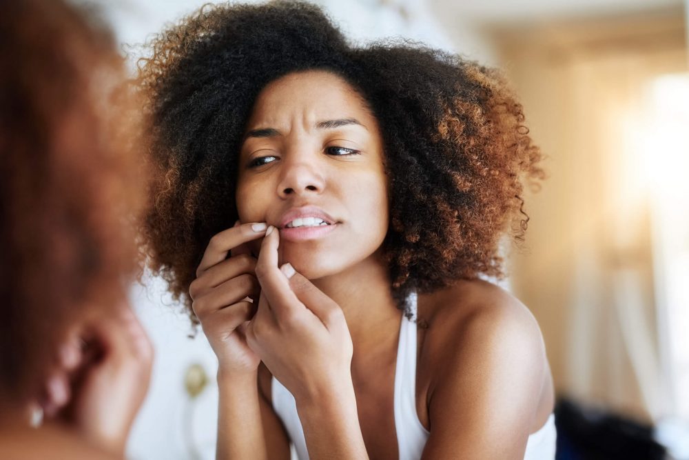 SkinOnlineBlog's tweet photo. STRUGGLING WITH SPOTS? SALICYLIC ACID IS YOUR NEW BFF
While you get several different types of AHAs, there’s only one BHA and that’s salicylic acid https://t.co/sr5su3dqVx
#SkinOnline #SkinOnlineBlog #HydroxyAcids #BHA #AHA #SalicylicAcid #skin #pimples #beauty #skincare https://t.co/ol6Ogmiu6Q