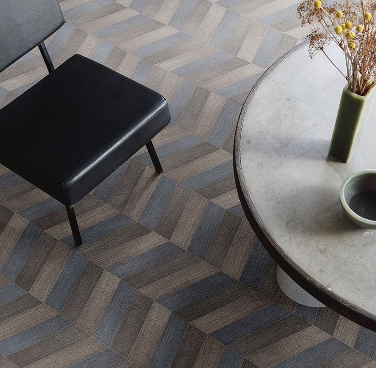 TheFlooringShop's tweet photo. Elongate your space with a pleat layering #floor @TheFlooringShop https://t.co/NLmoPVb1nD