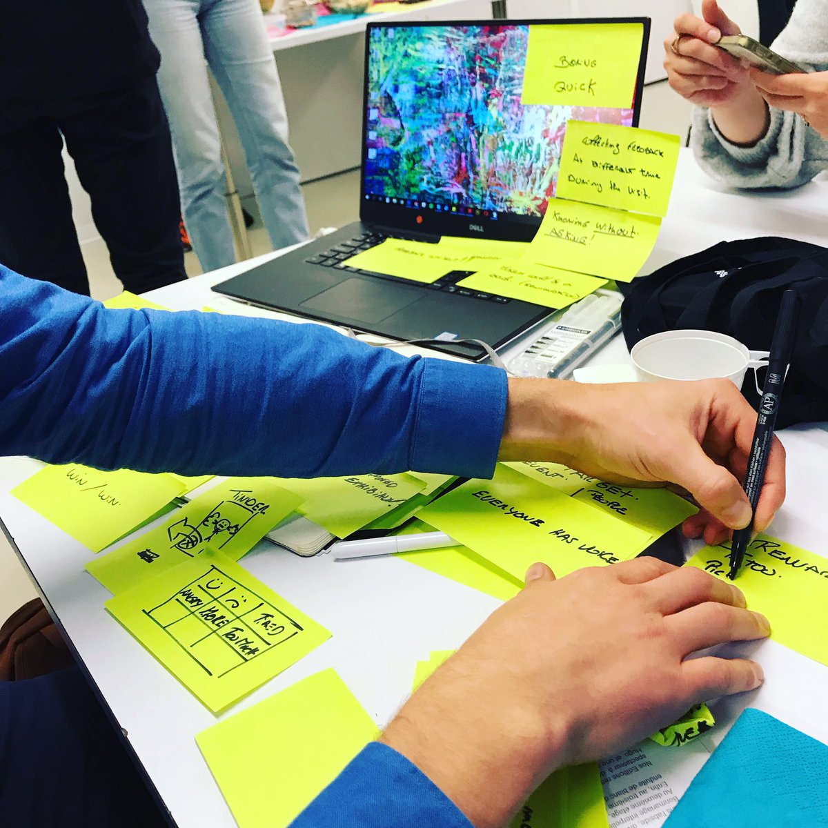 SMuseomix's tweet photo. 💡Ideas everywhere! Thomas at work 😅

#brainstorming #museomix #museomixbe #team https://t.co/SZXXiWJFPS