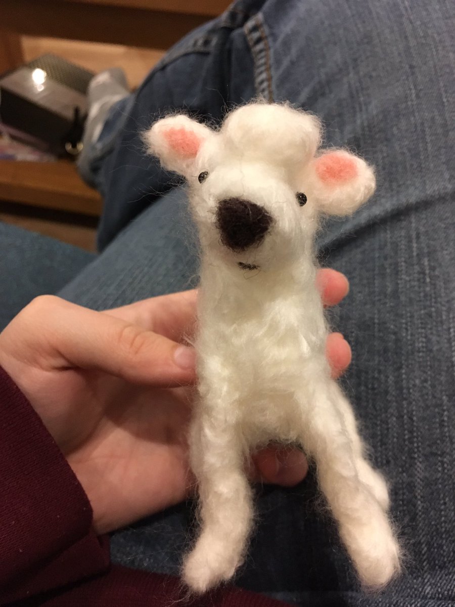 offord_kimberly's tweet photo. First time felting some llamas dint turn out too bad .... https://t.co/R03zHQaIS5