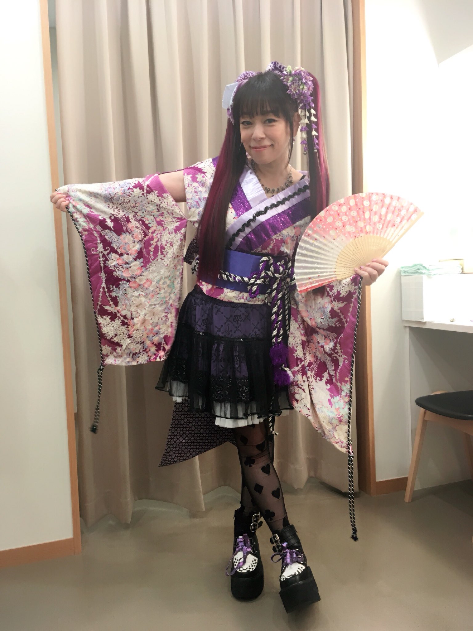 Kotoko 623 Outer復活 私は 5曲歌いました M 1 Unfinished Album Ver M 2 恋ひ恋ふ縁 M 3 七転八起 至上主義 M 4 Agony T Co Da7r5c1vlo Sublimity 京都で和服で 恋ひ恋ふ縁と神無月の巫女のop Ed 雰囲気も相まって 楽しかっ