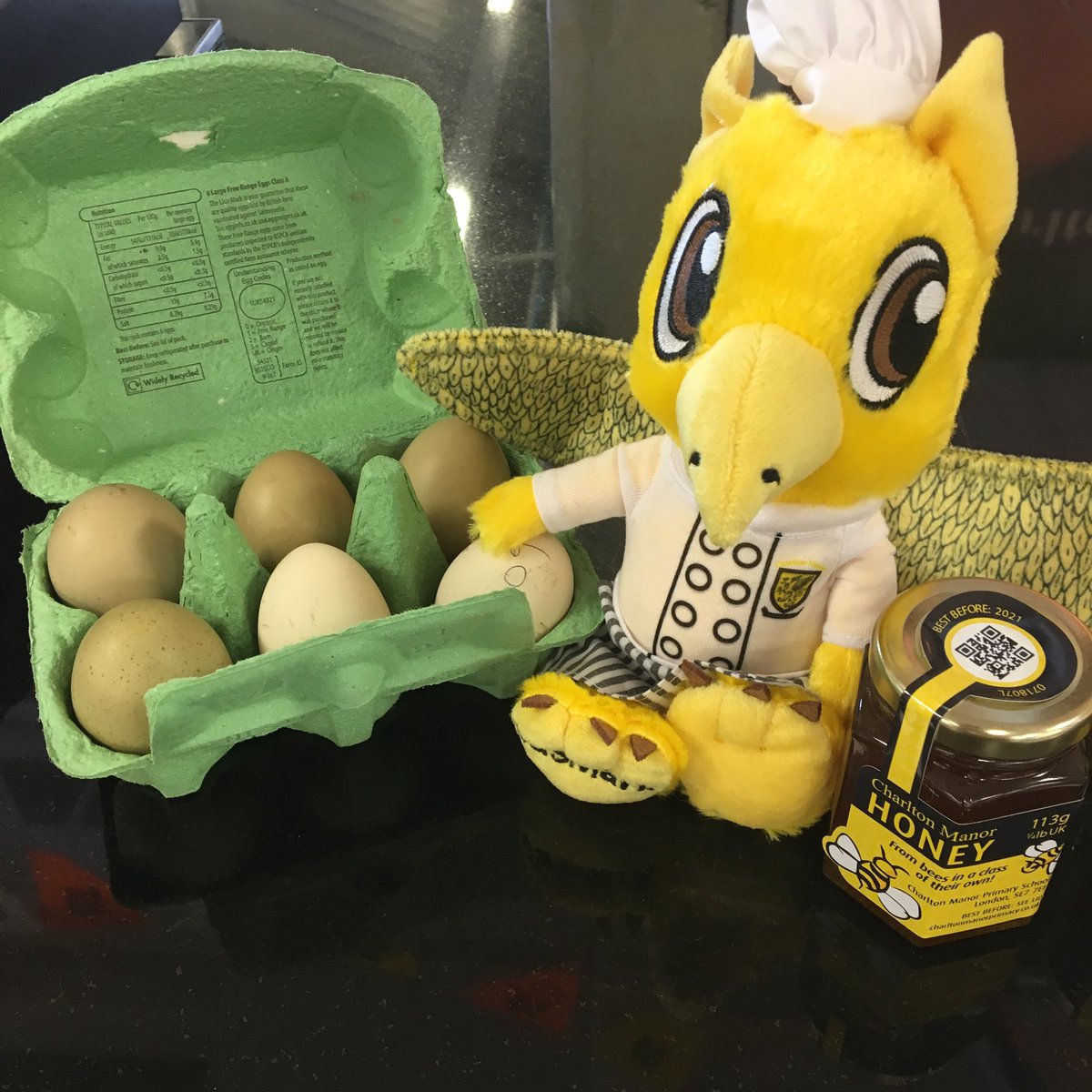 GasMark wants to remind everyone that we sell our very own honey from our bees and eggs from our chickens! 🐓 🐝 🍯 🥚