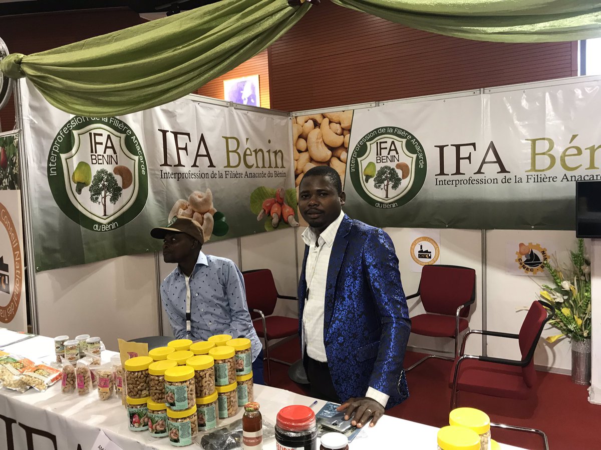 Sietta18's tweet photo. It’s 3rd and final day of SIETTA-ACA Conference 2018. There are more than 22 exhibititors showcasing various products and services. Pass by the Palais de la culture in Treichville to visit the stands. https://t.co/bqKtx0dRVP