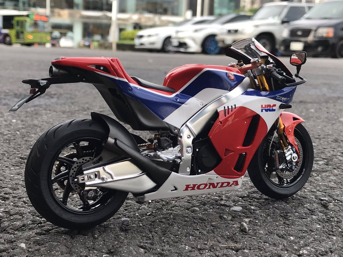 SaberTaiwan's tweet photo. SPARK
1/12 RC213V-S
#RC213VS
#SC75
#RC213V
#Spark
#バイクが好きだ
#ホンダが好きだ https://t.co/qkBiTOnLz6