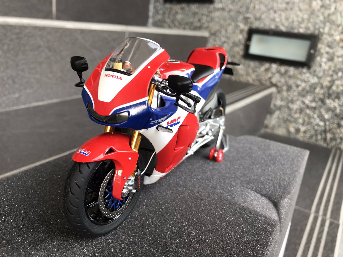 SaberTaiwan's tweet photo. SPARK
1/12 RC213V-S
#RC213VS
#SC75
#RC213V
#Spark
#バイクが好きだ
#ホンダが好きだ https://t.co/qkBiTOnLz6