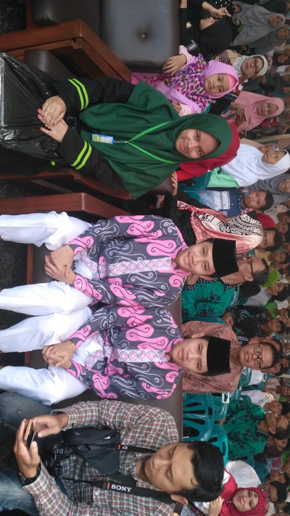 EWariah's tweet photo. Jazakalloh khoiron katsiroN @AKSI3_Alyasa @AKSI3_Ilyasa 
#MAN1GARUT https://t.co/y7hH8ys1IK