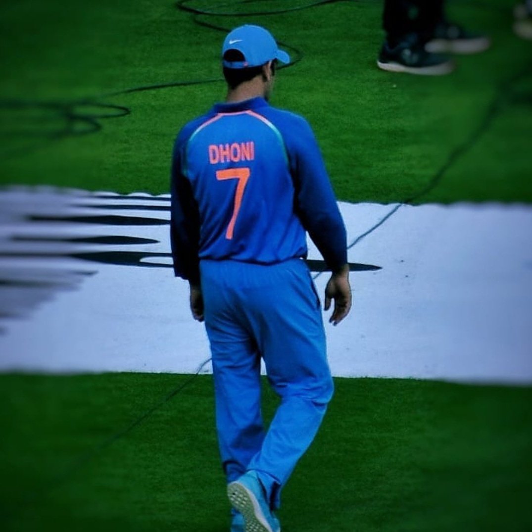 ms dhoni jersey number